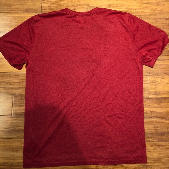EUC Nike DRI-FIT performance tee - Picture 5 of 5